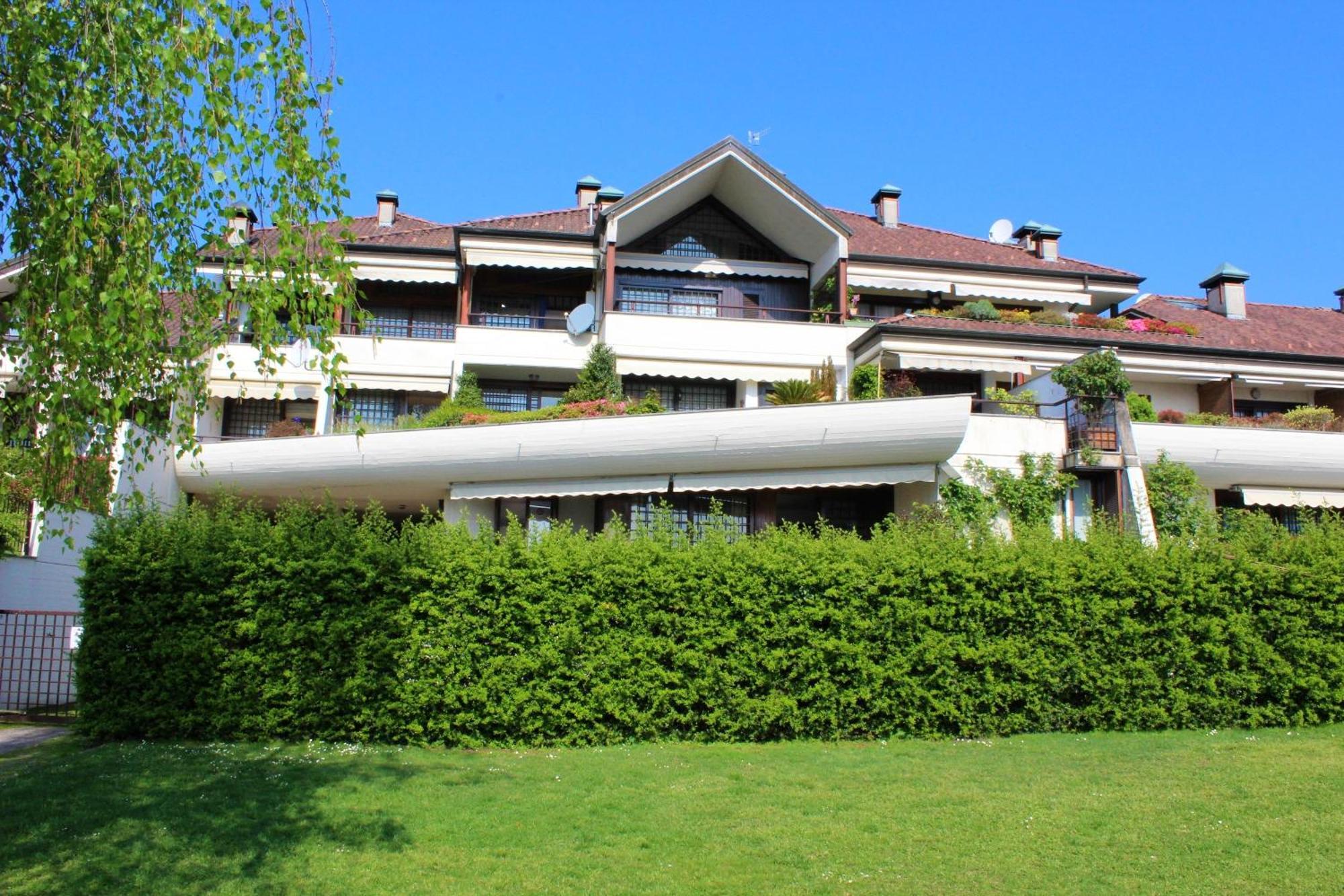 Apartamento Residenza La Vela Baveno Habitación foto